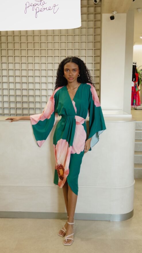 Alternative view of Vestido Solaris